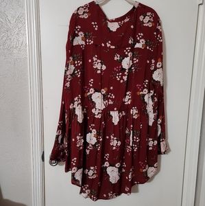 Torrid Size 3 long sleeve blouse in burgundy and pinks longer hem in back NWT
